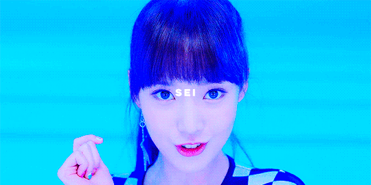 01256C68-8BF2-405B-9CC5-691F12B489B5.gif