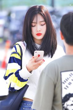 32802
