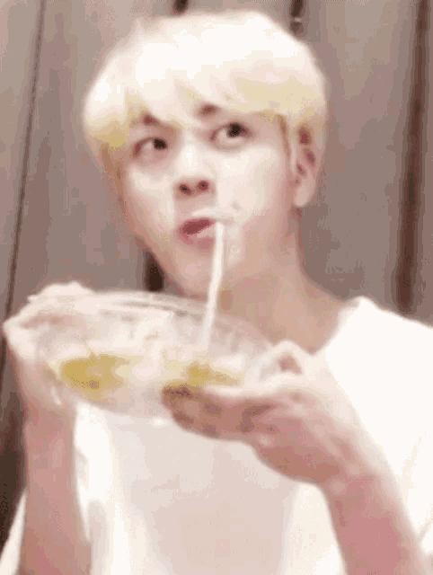 1628995838262.gif
