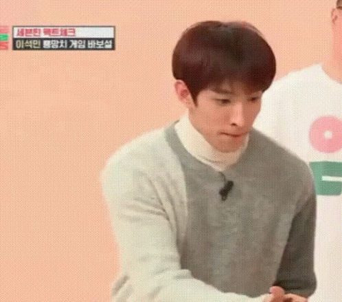1632809074776.gif