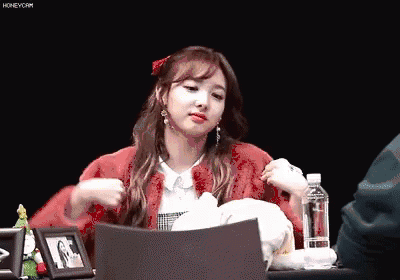 1638212503832.gif