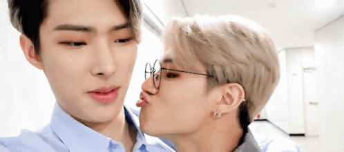 1639082796219.gif