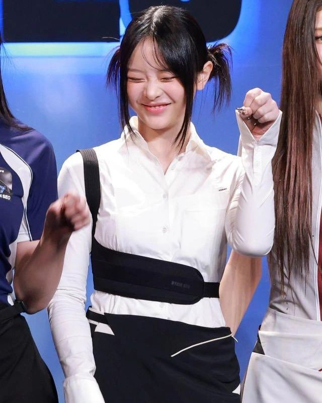 1701406930982.png