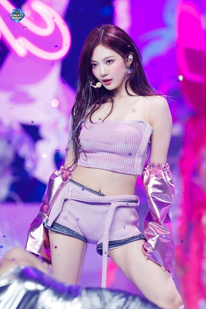 240516-aespa-Ningning-Supernova-at-M-Countdown-documents-2.jpeg