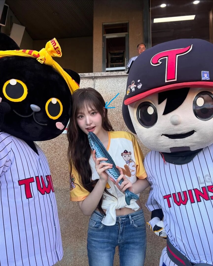250701-zzanmang-lucky-instagram-update-with-liz-v0-3i7bnrp18faf1.jpg