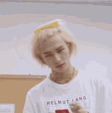 29hsg-hyunjin (1).gif