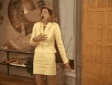 348CE8A2-8F2C-41F0-85EF-93F83B7D7548.gif