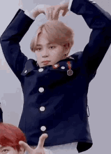 3963E536-4818-45B3-AB23-26A730365E7C.gif
