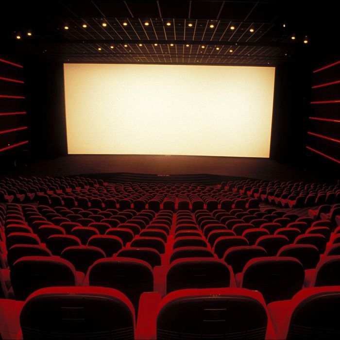 4b4779e1dcb86984abe55c08366f9babe7-13-empty-theater.rsquare.w700.jpg
