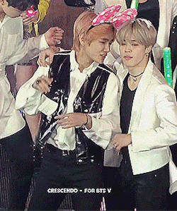 4b53dc319ba15d086e963c69f8712869b6c51d4dr1-250-299_hq.gif