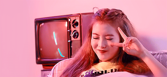4B6F70C5-9E6A-43C0-9D46-487FC13C4951.gif