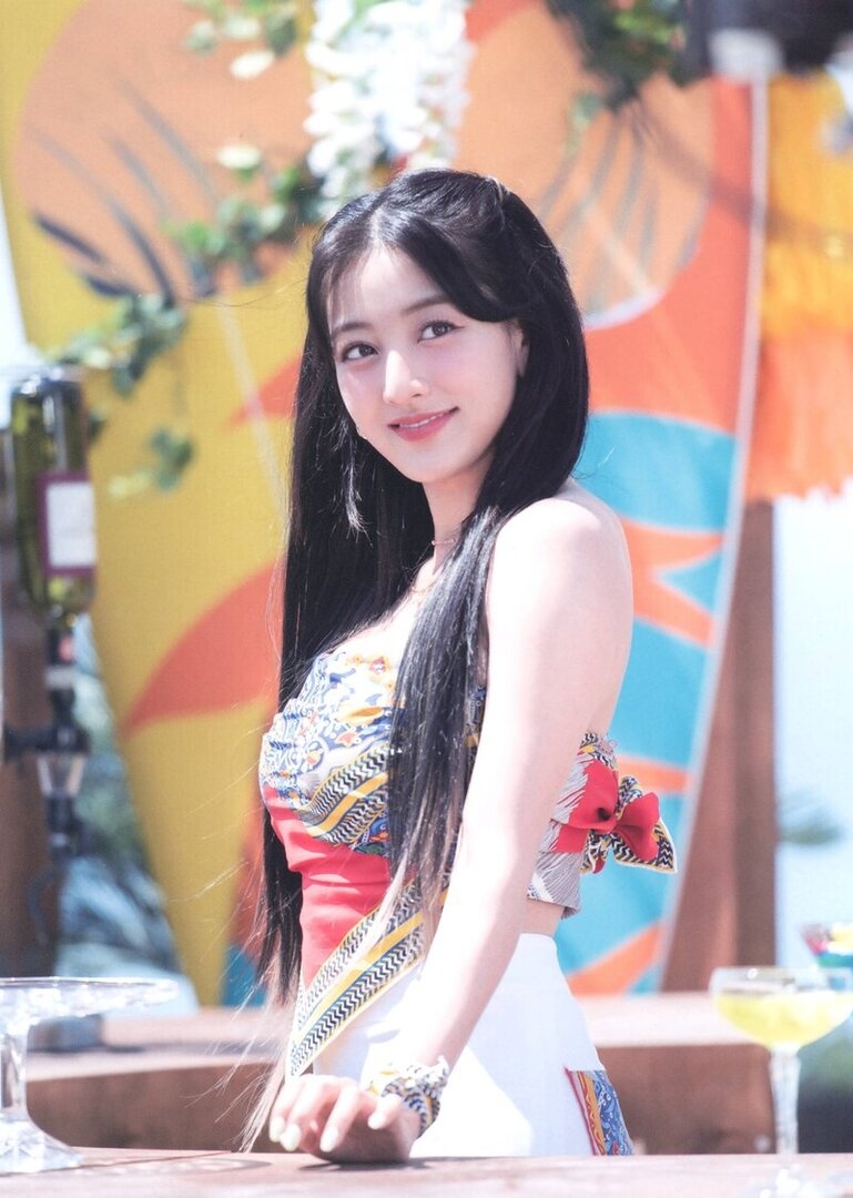 5 - Jihyo 10.jpeg