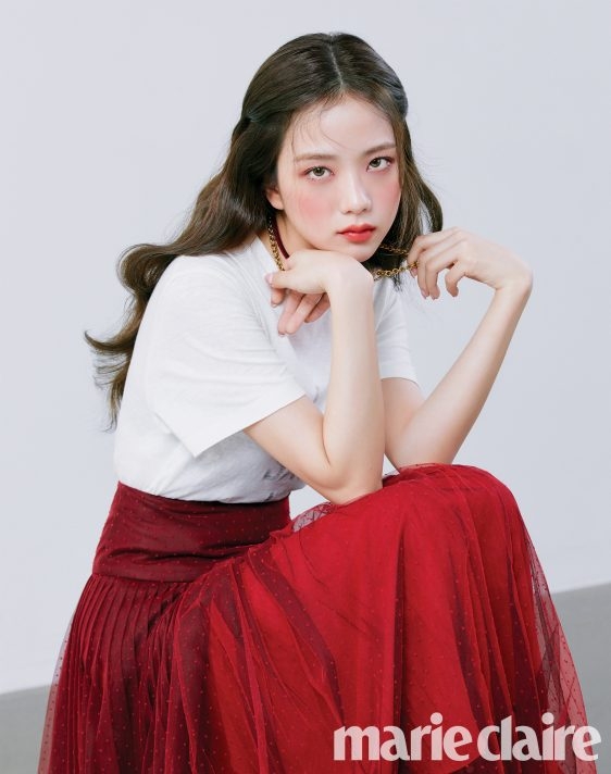 6-BLACKPINK-Jisoo-Dior-Marie-Claire-Magazine-September-2020-Issue.jpg
