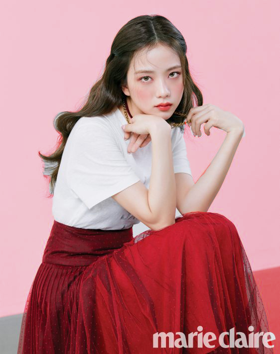 6-BLACKPINK-Jisoo-Dior-Marie-Claire-Magazine-September-2020-Issue.png