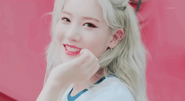 6E175D56-5618-4E38-9DB8-8BB36A68013A.gif