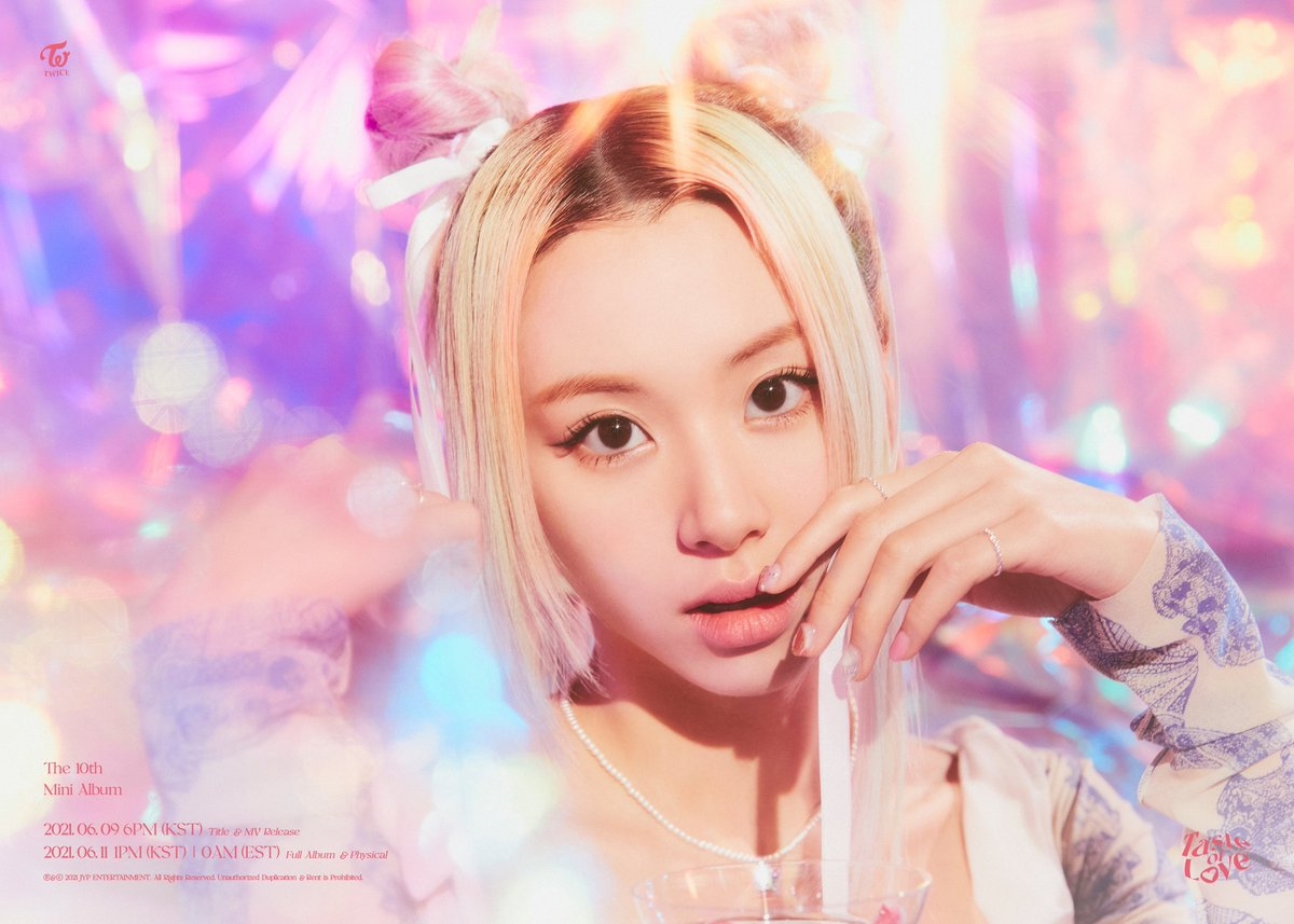 8 - Chaeyoung 01.jpeg
