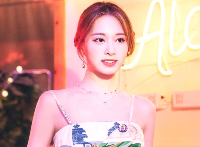9 - Tzuyu 07.jpeg