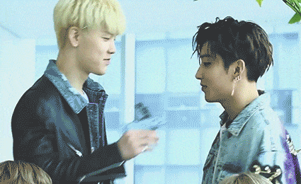 907B5748-0D52-461D-8DA6-AC43A70D627E.gif