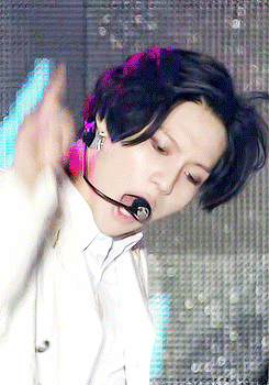 92fdeec54f9d823990135c59191bd571.gif
