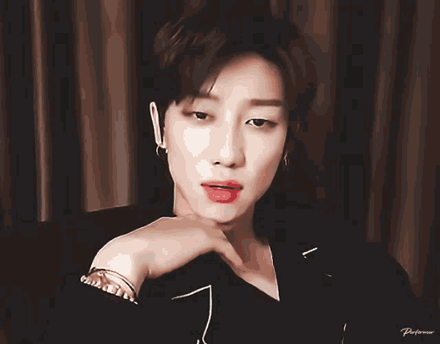 97899CB9-D4AB-4529-8E7B-57B988C9F1A0.gif
