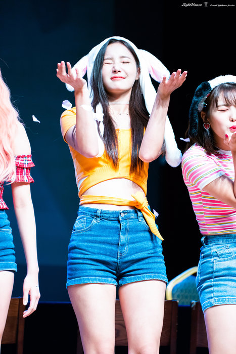 995AB74C5B3CD4A12B.jpg