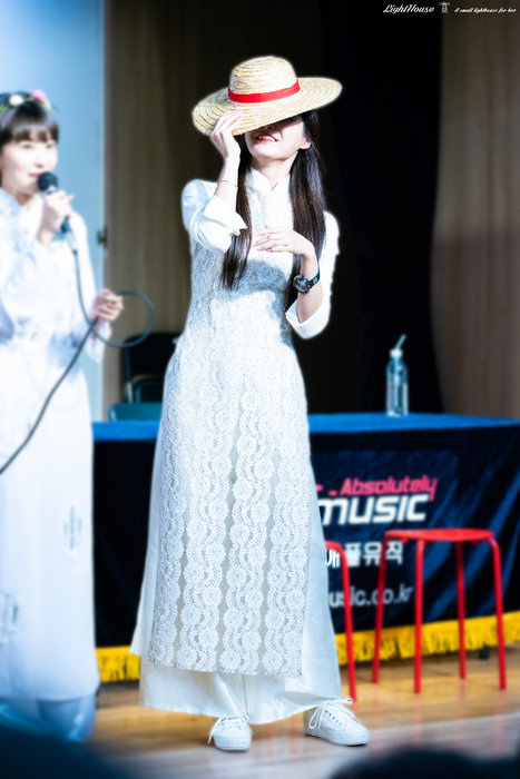 99FE5D385B60724003.jpg