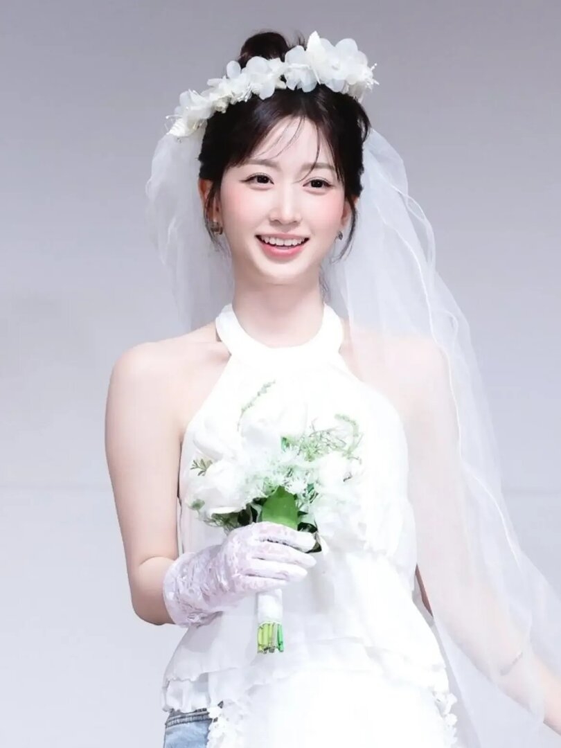 👰🏻_♀️#NMIXX #엔믹스 #해원 #HAEWON.jpg