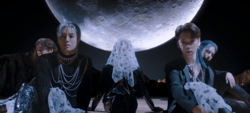 _ACE_SIRENDAWN_COMEBACK_TRAILER_cropped (1).gif