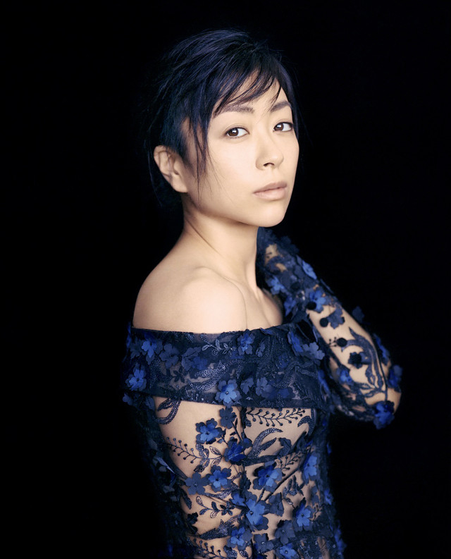 aramajapan.com-utadahikaru-art201812-fixw-640-hq.jpg