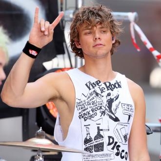 ashton.jpg