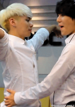B3C95429-B043-4166-A7E8-1FCE6FA0A63A.gif