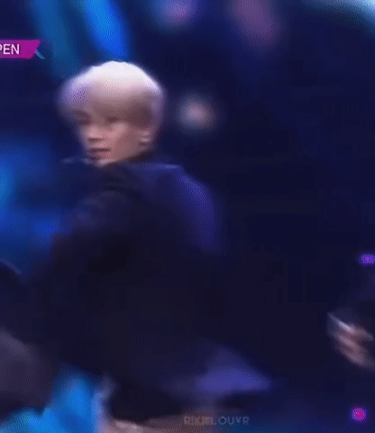 BEB5E4E3-E3AE-4B24-AA85-4D5A70583F07.gif