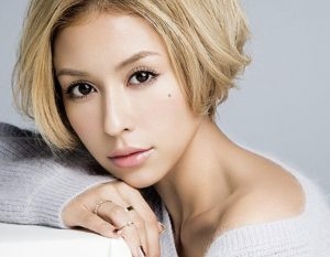 Beni-Arashiro-age-300x233.jpg
