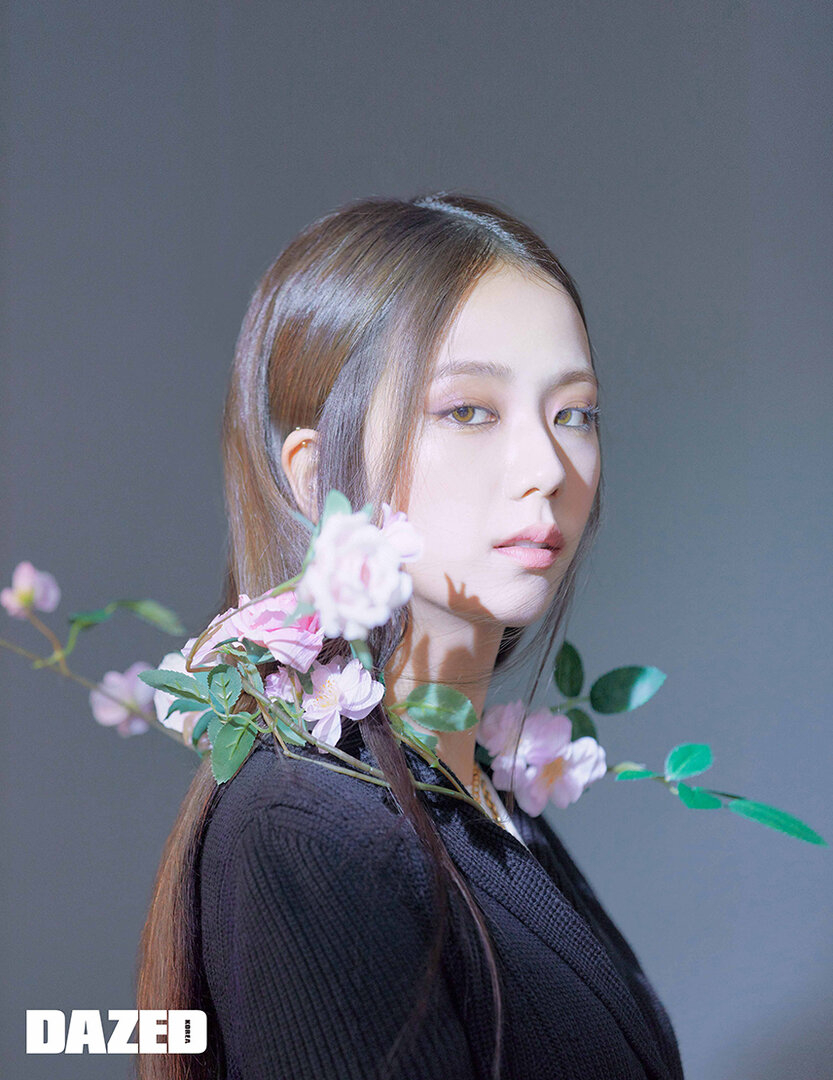 BLACKPINKs-JiSoo-For-DAZED-Korea-Magazine-September-Issue-1.jpg