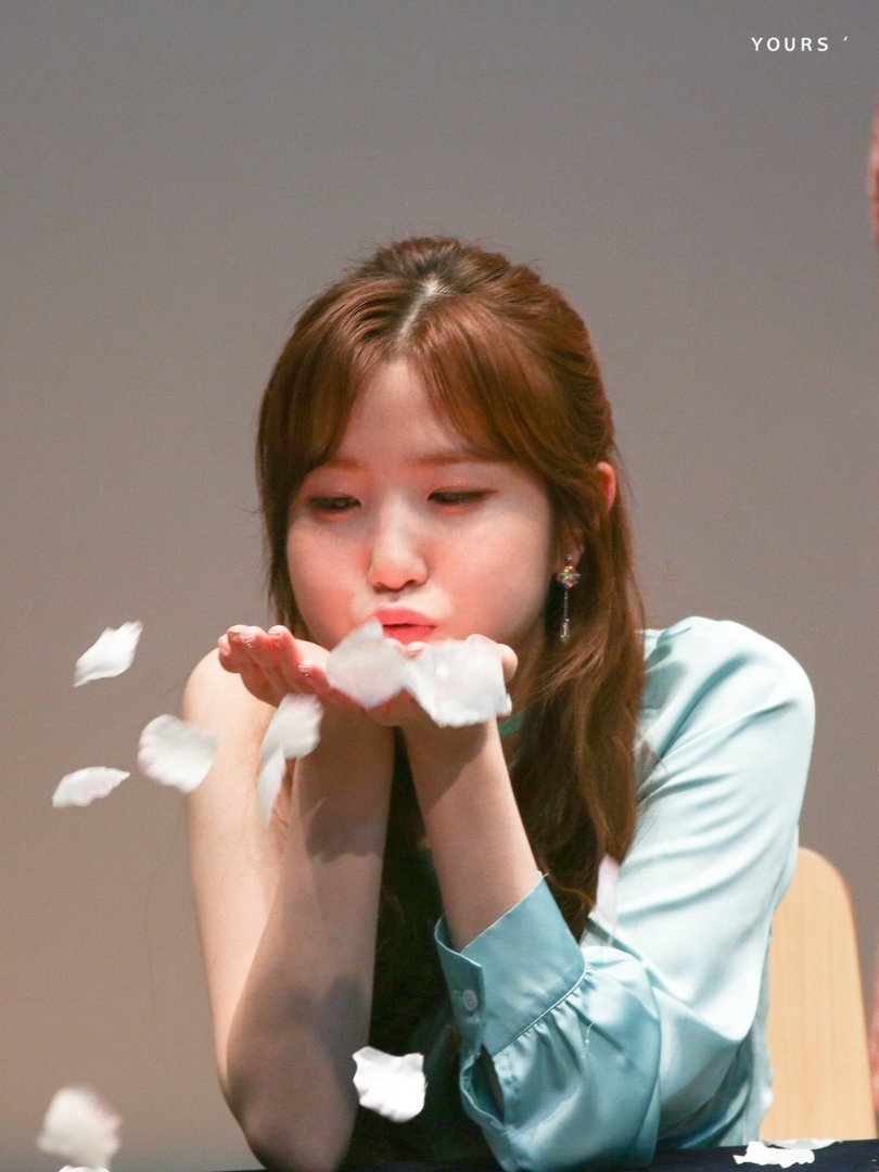 blowing flowers.jpg