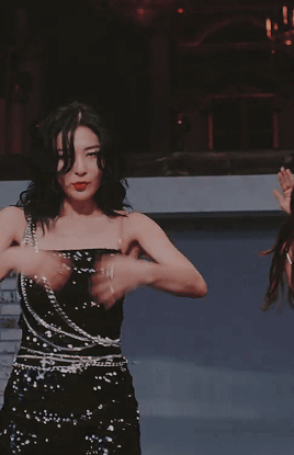 cb3b812b-2771-4ec5-b51e-d8f84fbe3091.gif
