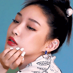 Chungha dp.gif