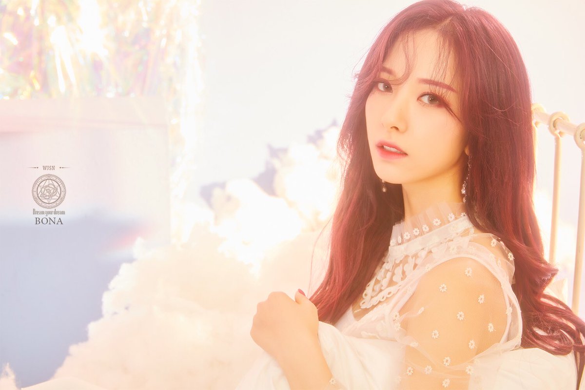 Cosmic-Girls-Bona.jpg