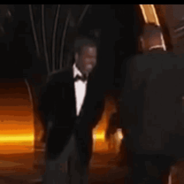 D9553B82-62E8-4E01-865C-BB7D52A5A7CE.gif