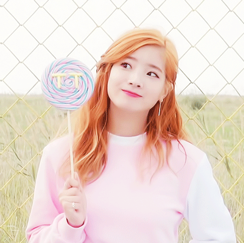 Dahyun1.gif