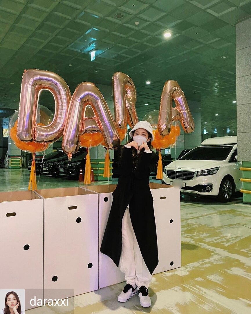 daraxxi-daraxxi-16056649702268.jpg