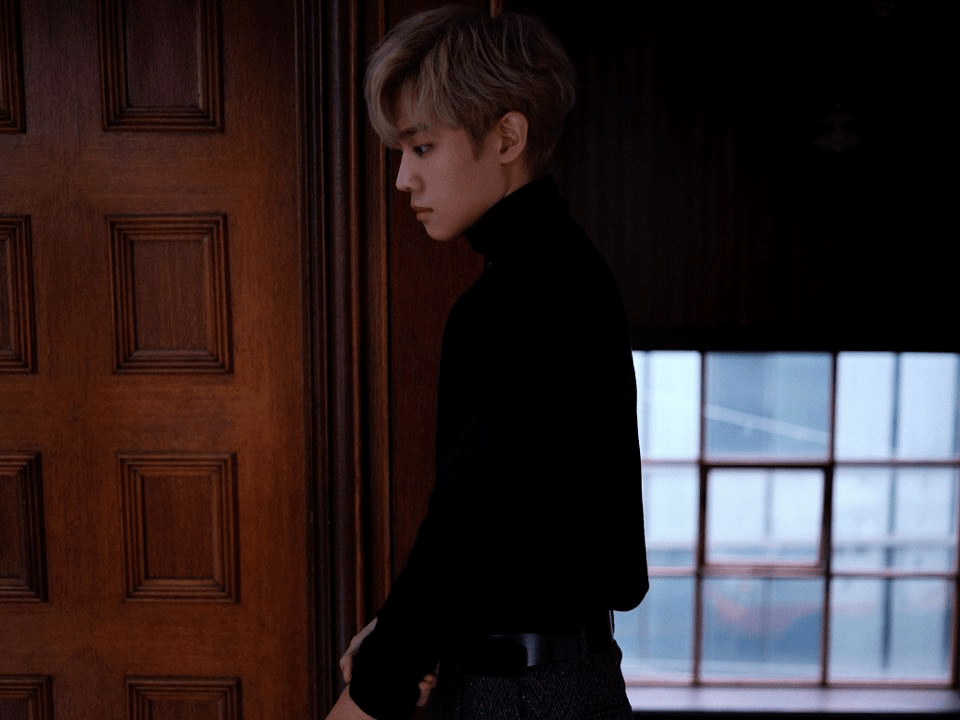 Demian_Cassette_promotional_photo_(2).png