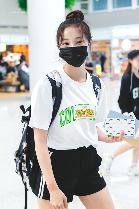 Dljb42YUYAIPXeQ.jpg