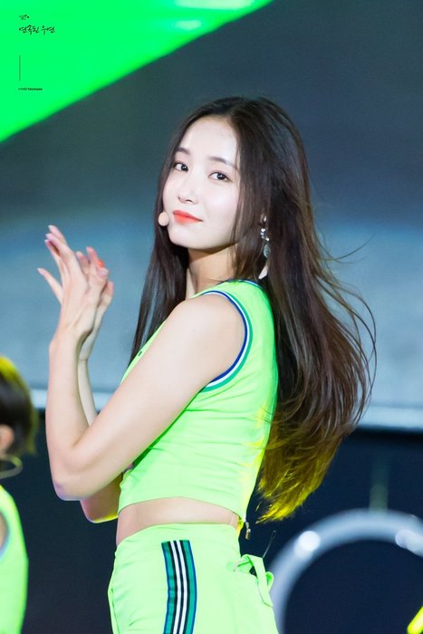 DmOrBehUwAA2Vip.jpg