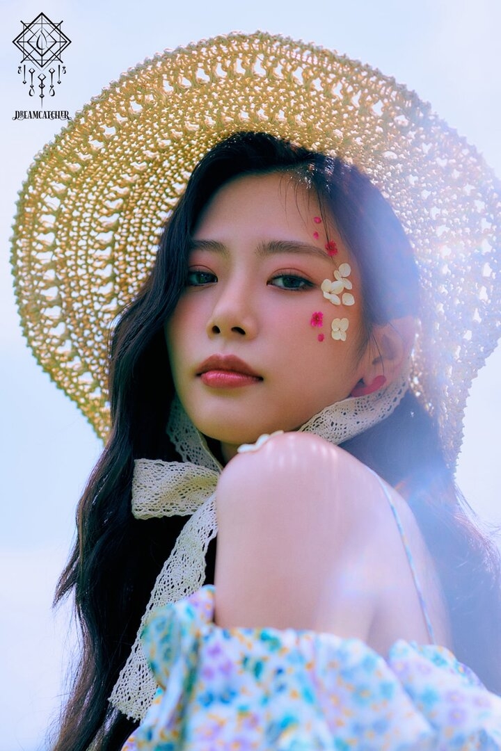 Dreamcatcher - JiU (BOCA Teaser) 02.jpeg