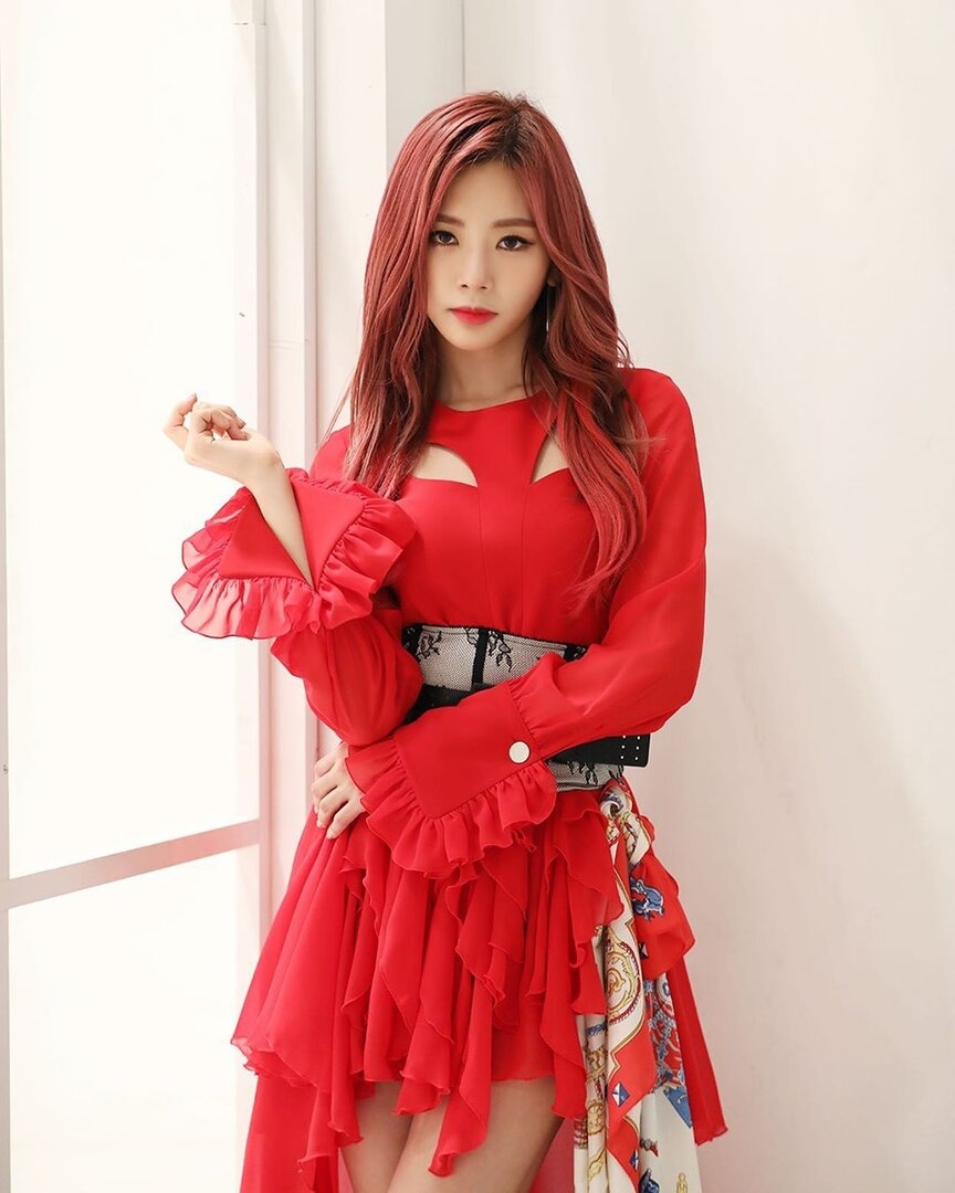 Dreamcatcher - JiU (Teaser) 01.jpg