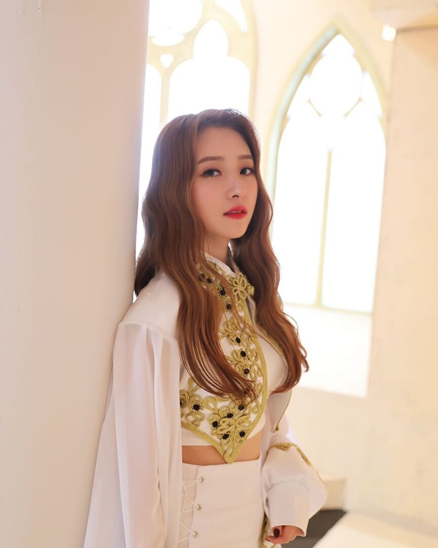 Dreamcatcher - SuA (Teaser) 03.jpg