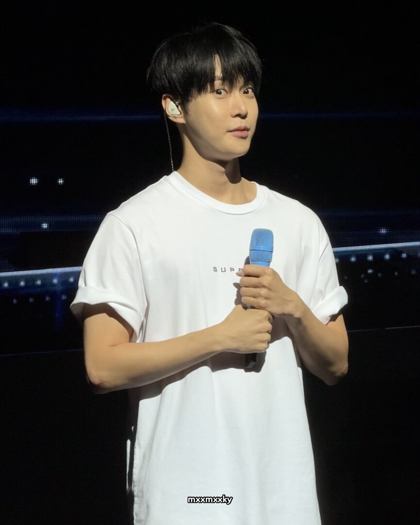 DY_shook.jpeg