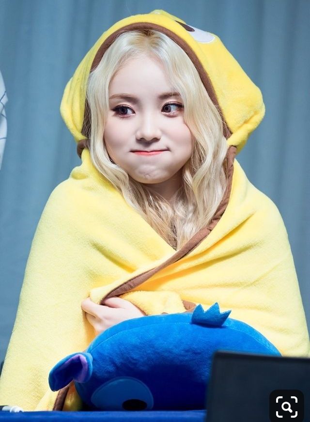 11746