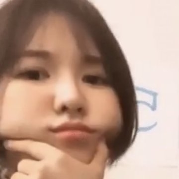 39045